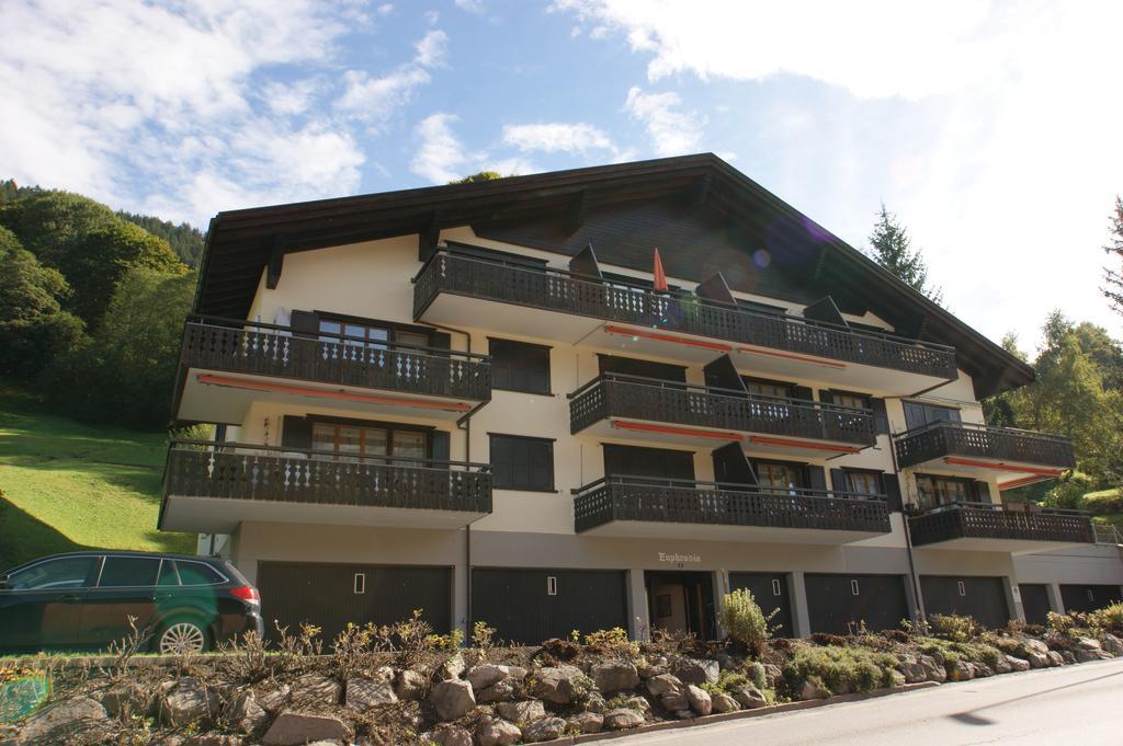 Appartement Haus Euphrasia à Klosters-Serneus Extérieur photo