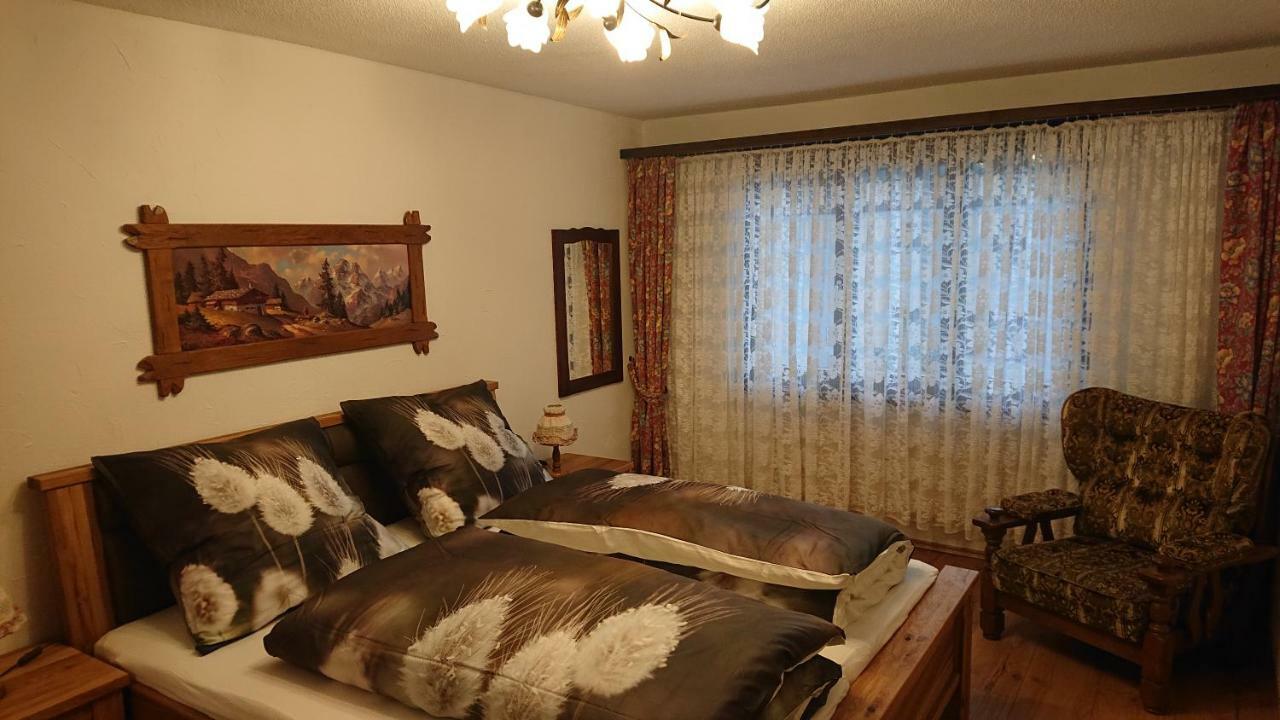 Haus Euphrasia Klosters-Serneus Extérieur photo